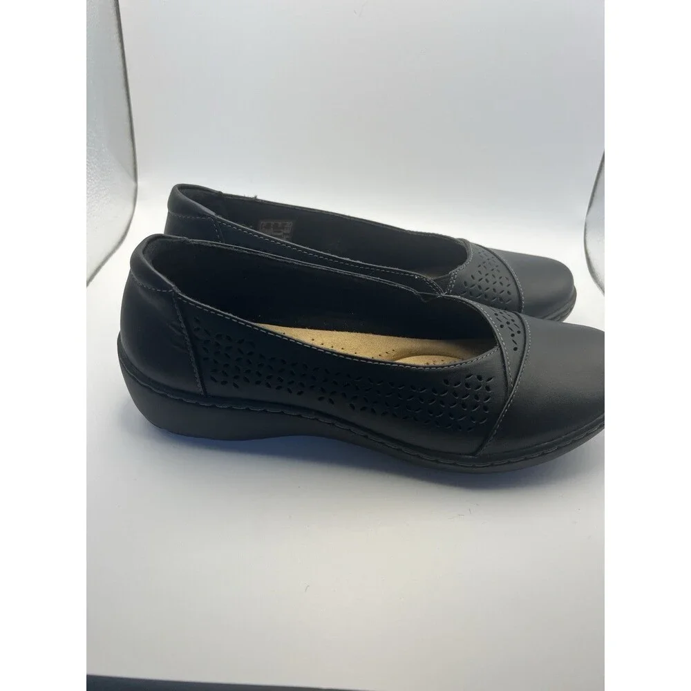 Clarks Cora Iris Loafer womens US Sz 9 Wide Black Leather Slip On Cushioned New